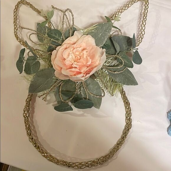 Easter Holiday Wreath, with Blue Bunny and Sign. - Picture 7 of 10